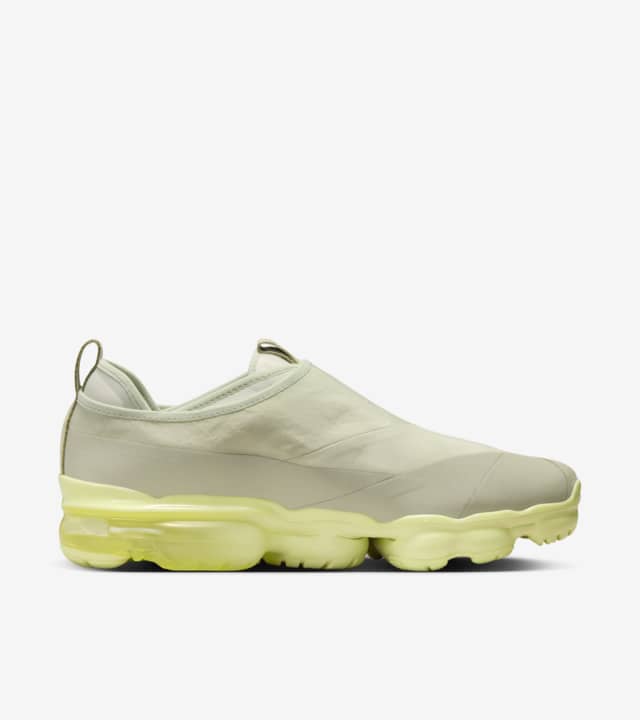 vapormax luminous green